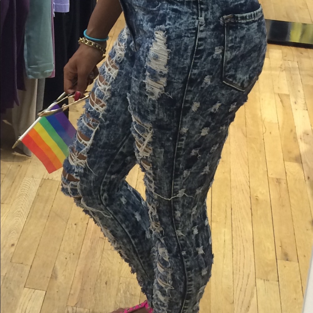 Fashion Nova Ripped High-Waisted Jeans - Picture 2 of 4